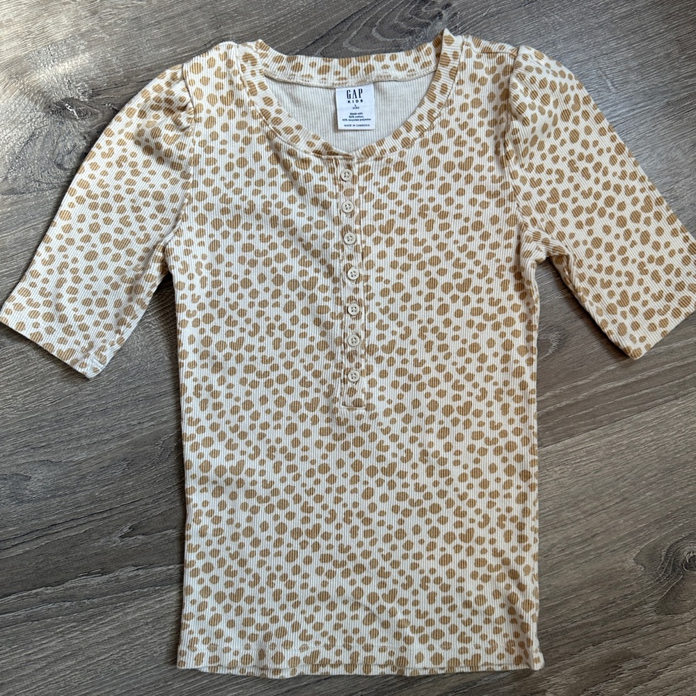 GAP Kids Girls Tan Polka Dot Henley Shirt size large